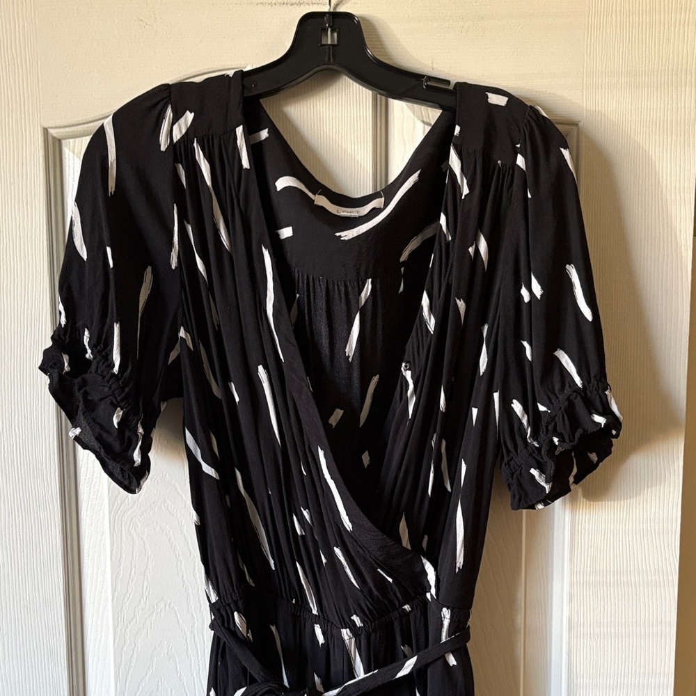 LOFT EUC Black & White Wife Leg jumpsuit size L